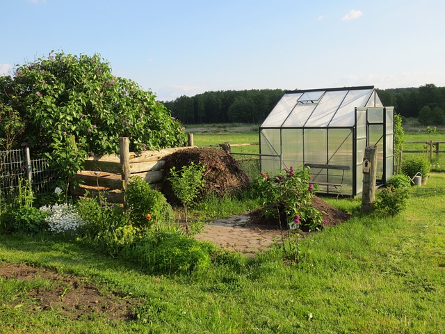 how to set up a small green house